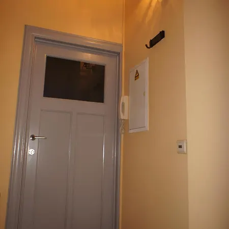 J And R Brussels City Apartment Room photo