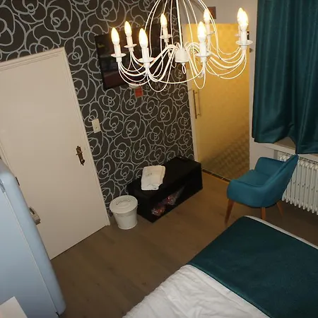 J And R Brussels City Apartment Exterior photo